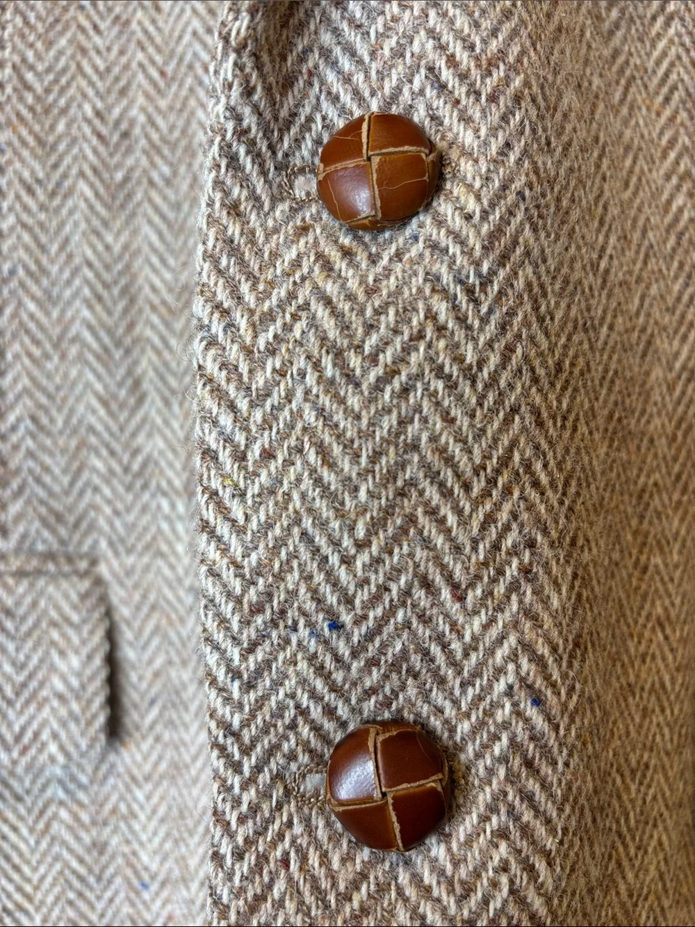 🤎 Harris Tweed Brown Herringbone Wool Blazer Men’s 36 Two Button Sport Coat 🤎